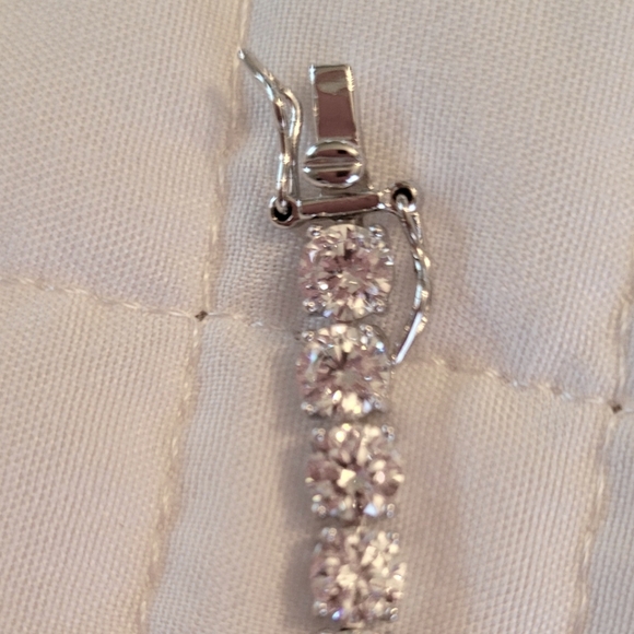 Tennis Bracelet 925 Solid silver, rhodium  grand look of 7 carats CZ'S. - Picture 5 of 5